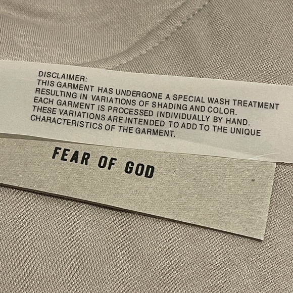 Fear Of God ESSENTIALS Hoodie- SOB Rock 2022 Tour - Rare - Size L - NWT - Picture 11 of 12